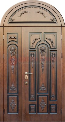 Арочная железная дверь с виноритом и узором ДА-36 в Кингисеппе