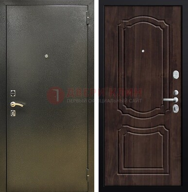 Темно-серая железная дверь с порошковым покрытием и коричневой МДФ ДП-288 в Ивантеевке