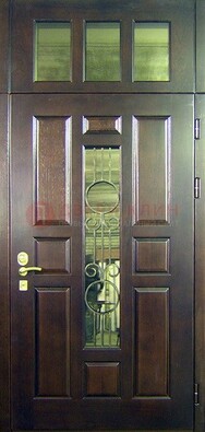 Парадная дверь со стеклянными вставками и ковкой ДПР-1 в офисное здание в Ивантеевке