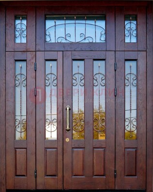 Парадная дверь с прямоугольными стеклянными вставками ДПР-5 для частного дома в Ивантеевке