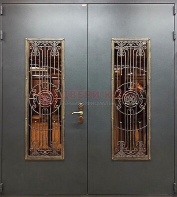 Входная металлическая парадная дверь со стеклом и ковкой ДПР-81 в Ивантеевке