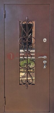 Коричневая железная дверь Порошок со стеклом и ковкой ДСК-219 в Ивантеевке