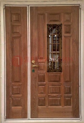 Стальная дверь со стеклом и ковкой ДСК-68 в общественное здание в Ивантеевке