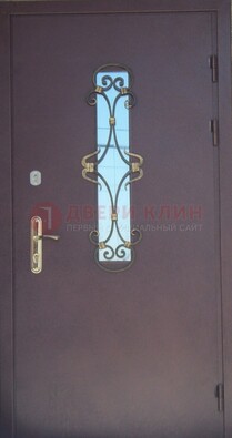 Металлическая дверь со стеклом и ковкой ДСК-77 в панельный дом в Ивантеевке