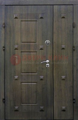Железная двухстворчатая филенчатая дверь с виноритом ДВТ-143 в Ивантеевке