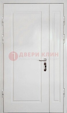 Полуторная металлическая дверь с МДФ в белом цвете ПЛ-24 в Ивантеевке